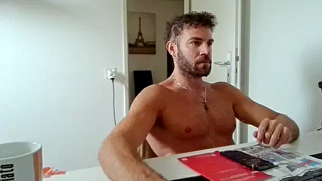 alpha-hunk online show from June 10, 8:46 am