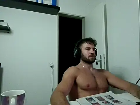 alpha-hunk online show from July 24, 9:02 pm