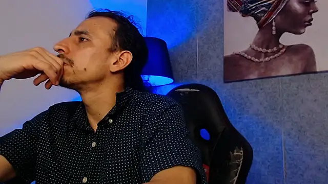 Sr Magnus  online show from February 26, 5:53 am