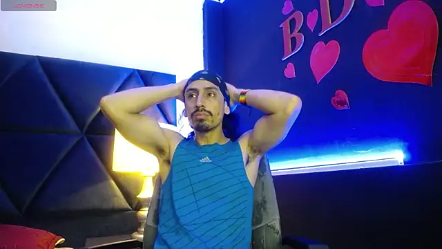 Sr Magnus  online show from March 4, 4:38 am