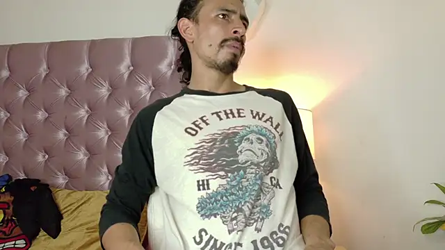 Sr Magnus  online show from September 11, 6:02 am