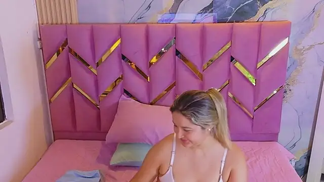 collegepawglovedaddy online show from April 22, 7:59 pm