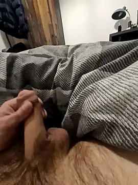 Snapshot of NiceBone000 chatting on December 16, 7:32 pm NiceBone000 online show from December 16, 7:32 pm