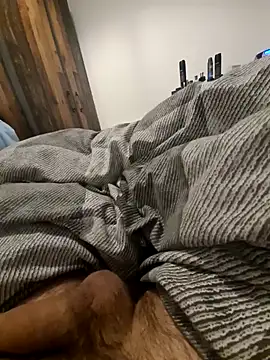 Snapshot of NiceBone000 chatting on January 31, 10:31 pm NiceBone000 online show from January 31, 10:31 pm