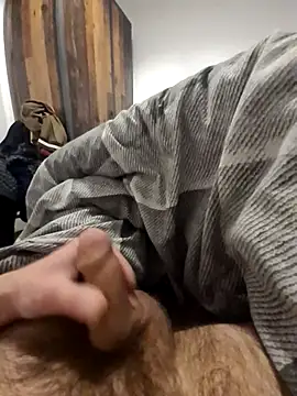 Snapshot of NiceBone000 chatting on December 23, 8:12 am NiceBone000 online show from December 23, 8:12 am