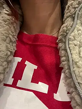 ariiel  online show from April 19, 12:22 am