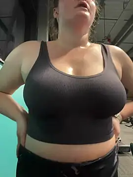 BustyBonnieUK online show from February 12, 10:15 pm