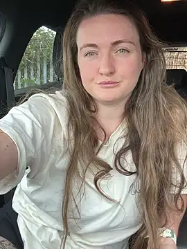 BustyBonnieUK online show from September 19, 11:55 am