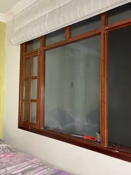 Snapshot of aurora_divine chatting on September 28, 11:43 pm aurora divine online show from September 28, 11:43 pm