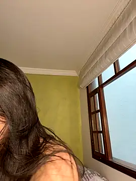 Snapshot of aurora_divine chatting on October 12, 12:04 pm aurora divine online show from October 12, 12:04 pm