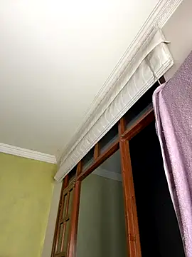 Snapshot of aurora_divine chatting on October 17, 10:56 pm aurora divine online show from October 17, 10:56 pm