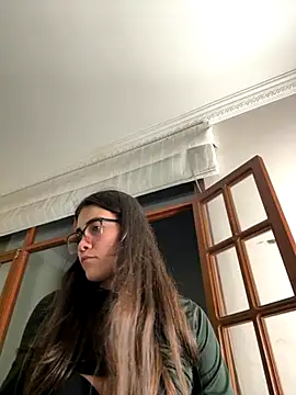 Snapshot of aurora_divine chatting on October 23, 11:03 pm aurora divine online show from October 23, 11:03 pm