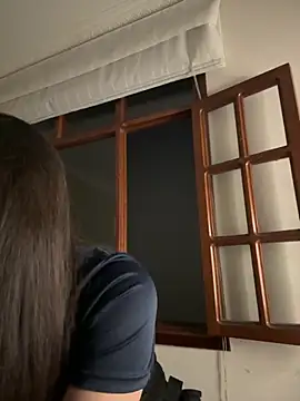 Snapshot of aurora_divine chatting on November 3, 11:48 pm aurora divine online show from November 3, 11:48 pm