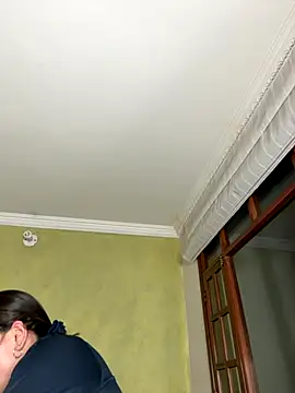 Snapshot of aurora_divine chatting on November 15, 11:54 pm aurora divine online show from November 15, 11:54 pm