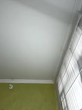 Snapshot of aurora_divine chatting on November 22, 1:10 pm aurora divine online show from November 22, 1:10 pm