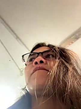 aurora divine online show from January 14, 10:58 pm