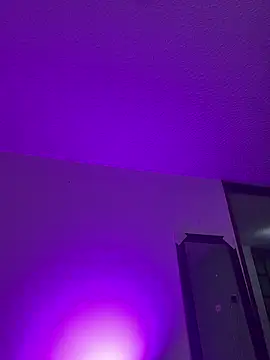 aurora divine online show from March 13, 10:05 pm