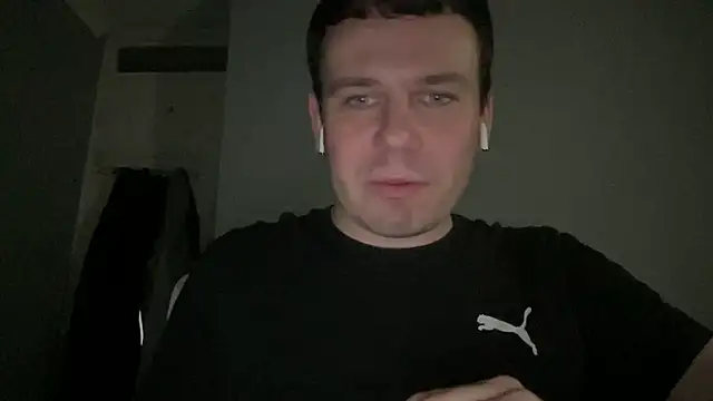 Snapshot of GotItGoin chatting on May 2, 12:48 am GotItGoin online show from May 2, 12:48 am