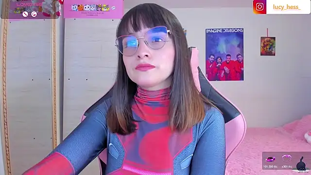 Lucyy-hess online show from April 21, 6:55 pm