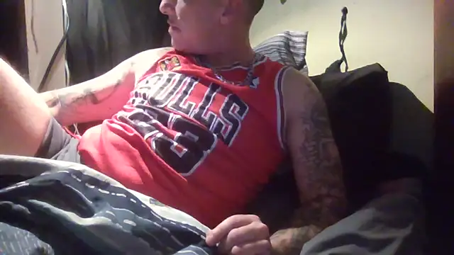 Snapshot of CandiedPompano chatting on September 29, 7:51 pm CandiedPompano online show from September 29, 7:51 pm