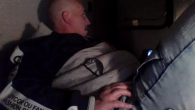 Snapshot of CandiedPompano chatting on October 22, 8:30 pm CandiedPompano online show from October 22, 8:30 pm