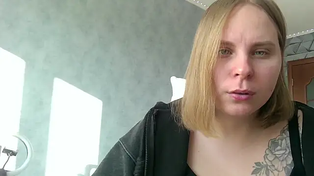 Thalia  Star online show from February 8, 11:12 am