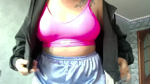 Thalia  Star online show from February 13, 8:27 am