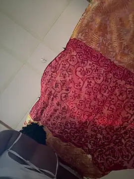 choclatepeaach online show from February 9, 3:05 pm