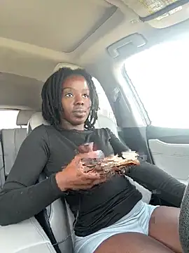 choclatepeaach online show from April 13, 5:51 pm