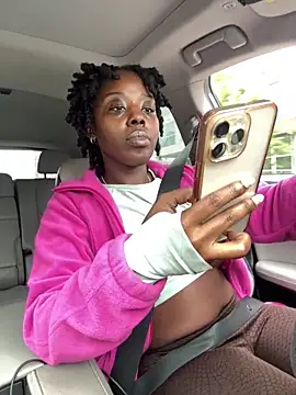 choclatepeaach online show from April 19, 6:10 pm