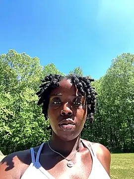 choclatepeaach online show from April 20, 7:15 pm