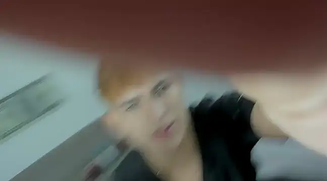 Snapshot of Lyam_ap chatting on December 4, 9:51 am Lyam ap online show from December 4, 9:51 am