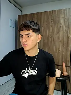 Snapshot of Lyam_ap chatting on September 23, 9:01 am Lyam ap online show from September 23, 9:01 am