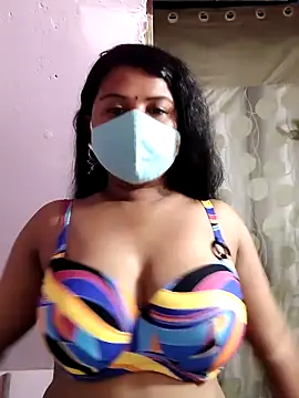 Snapshot of Dr_Chhaya chatting on April 28, 4:39 am Dr Chhaya online show from April 28, 4:39 am