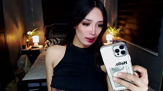 Snapshot of WildSexyDomina chatting on December 22, 4:17 pm WildSexyDomina online show from December 22, 4:17 pm