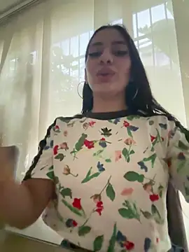 mallie quinn online show from February 28, 7:35 pm