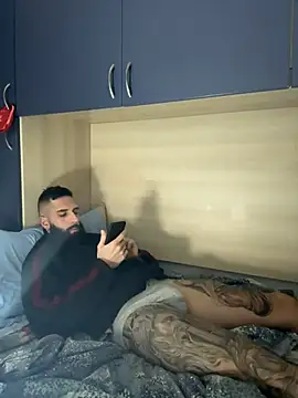 Snapshot of Gioeltoro89 chatting on January 11, 4:23 pm Gioeltoro89 online show from January 11, 4:23 pm