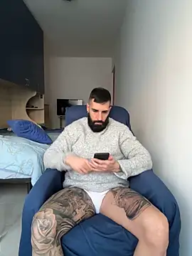 Snapshot of Gioeltoro89 chatting on January 15, 3:38 pm Gioeltoro89 online show from January 15, 3:38 pm