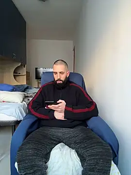 Snapshot of Gioeltoro89 chatting on March 25, 4:46 pm Gioeltoro89 online show from March 25, 4:46 pm