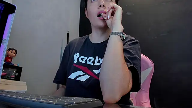 sherilkwang19tv online show from September 8, 10:09 pm