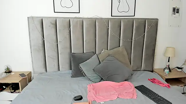 Emmy-Turnner online show from March 22, 7:09 pm