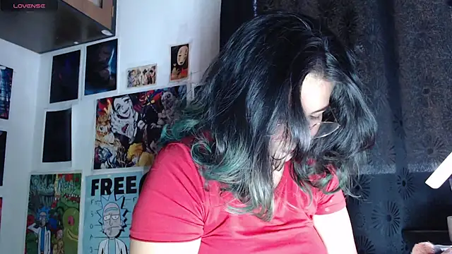 Snapshot of gigiqueen_18 chatting on June 23, 12:14 pm gigiqueen 18 online show from June 23, 12:14 pm