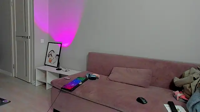 EllaSky xoxo online show from January 31, 8:22 am