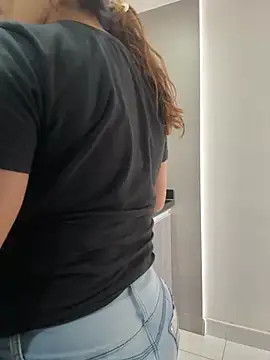 AntonellaAlondra4 online show from November 25, 2:28 pm