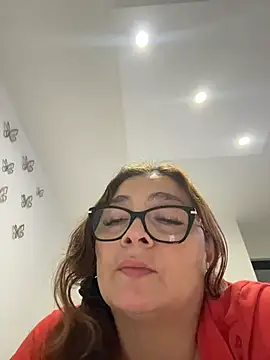 AntonellaAlondra4 online show from March 18, 3:31 am