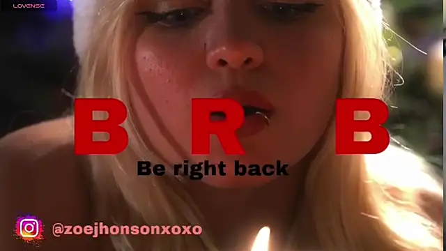 Snapshot of Pretty__zoe chatting on February 25, 11:55 pm Pretty  zoe online show from February 25, 11:55 pm