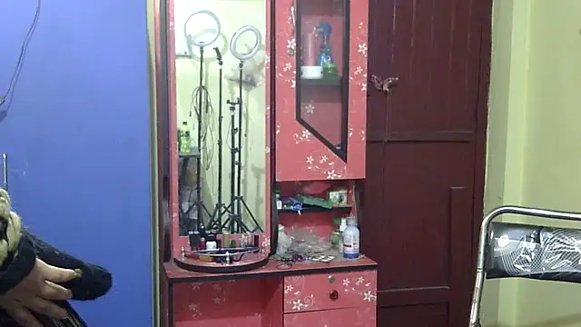 Pramila Manish online show from December 16, 11:32 pm