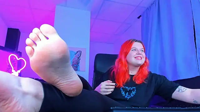 NielletaBlossom online show from February 24, 8:27 am