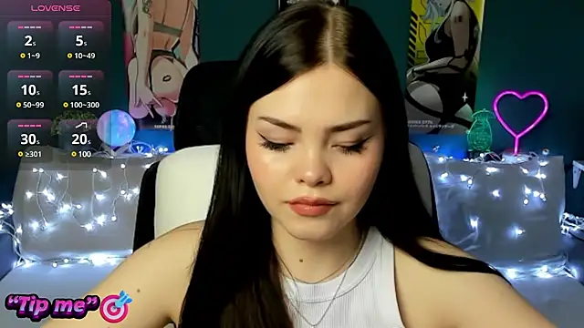 AkiraKatsu online show from January 9, 8:01 pm