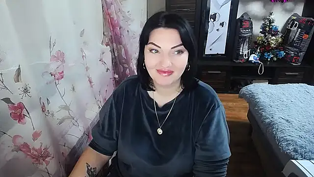 Lady Boom Wild  online show from December 9, 8:33 pm